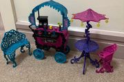 Monster High Scaris City of Frights Cafe Cart  Playset 2012