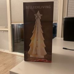 Belleek Living Christmas Tree