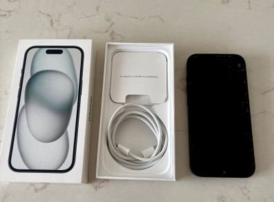 iPhone 15 128GB