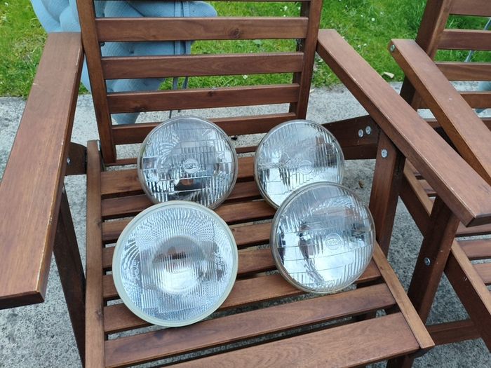 Lucas sealed beams