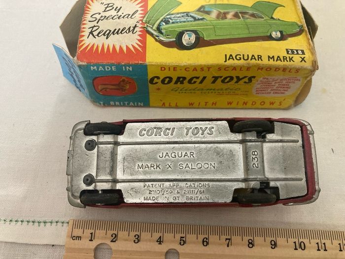 Corgi 238. Jaguar Mark X (10). With box. 1962/67