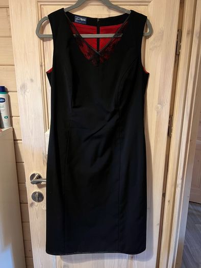 black dress