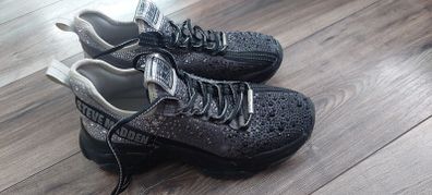 Steve Madden shoes