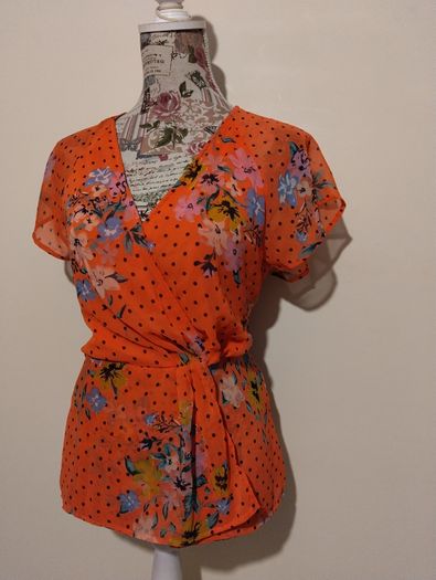 Beautiful Pieces Top