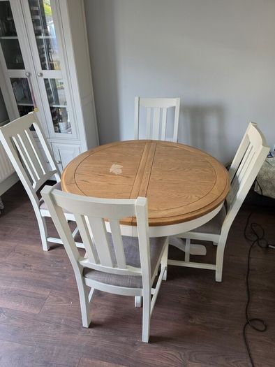Matching Georgia Dining Table, 4 Chairs & Coffee Table