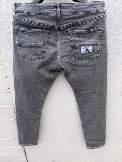 Calvin Klein Jeans Slim Taper