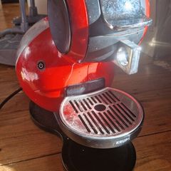 Nescafe Dolce Gusto pod machine
