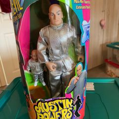 Austin Powers Dr. Evil and Mini-Me figure set