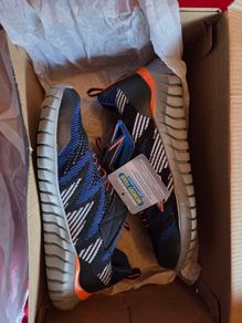 Skechers runners UK2