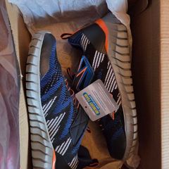 Skechers runners UK2