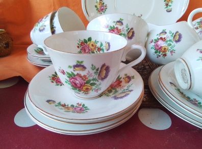 Twenty One Piece China Teaset