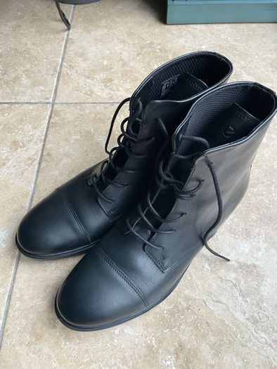 ECCO Dress Classic 15 lace-up ankle boot in black full-grain leather, size eu 42, uk 8-8.5