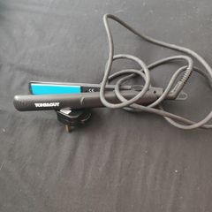 TONI&GUY TGST3004FD Style Fix Hair Straightener