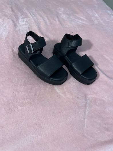 girls shoes