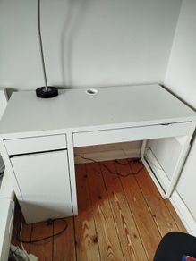 IKEA Micke desk