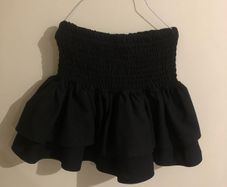 Black quiz top (size 12)