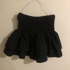 Black quiz top (size 12)