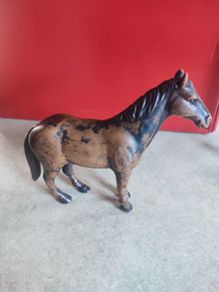 BLACK AND BROWNE Bruder Model Toy Horse Figurine made in Germany Farm Animal 2008.