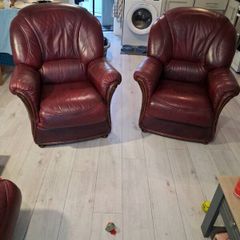 2 leather chairs