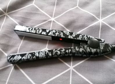 Mini Remington Hair Straightener