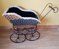 Silvercross Dolls Pram