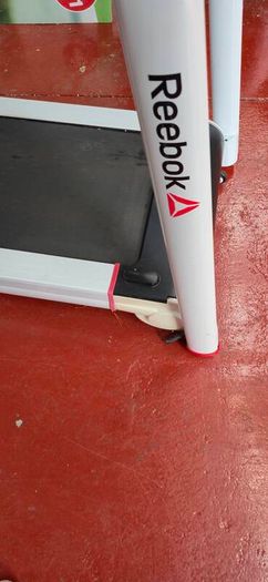 Reebok 4.0 iRUN treadmill