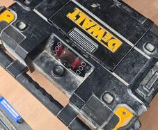 dewalt t stak radio