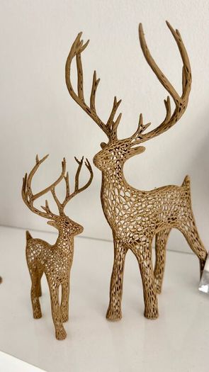 Voronoi Holiday Christmas Deer