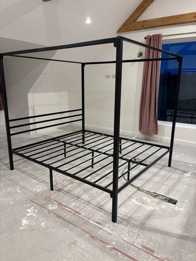 Super king 4 post bed