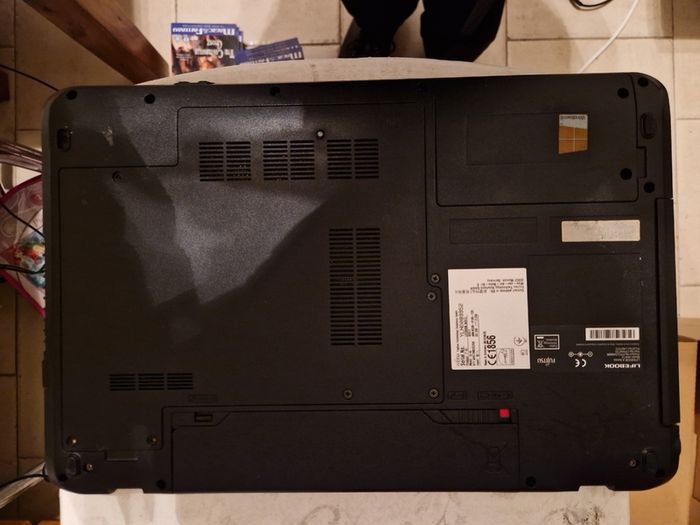 Fujitsu 15.6 inch Laptop, Windows 10, 6GB Ram, 120GB HDD, Intel Pentium CPU B960 2.2GHz
