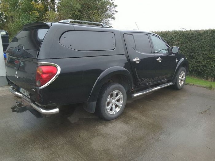 Mitsubishi L200 2012