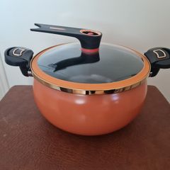 Stockpot