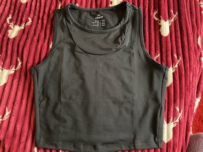 Sport crop top