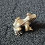 3 brass frogs,. Solid brass. Image 5