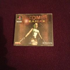 PlayStation 1 Game Tomb Raider original retro