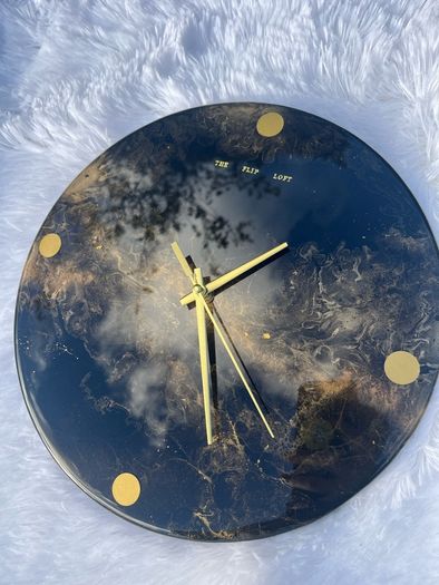Black & Gold Resin Clock