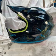 Giro Full face Helmet