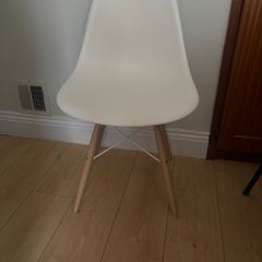 White dining chair x 4