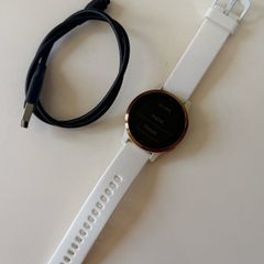 Garmin vivoactive 4S Rose Gold White Band