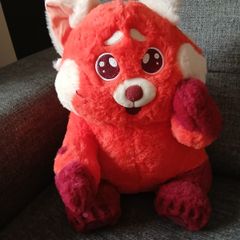 Turning red panda soft toy