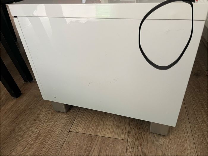 Tv stand