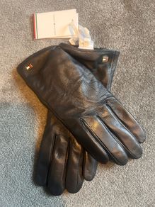 Tommy Hilfiger leather gloves BNWT