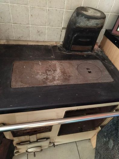 Antique Rayburn Stove Working