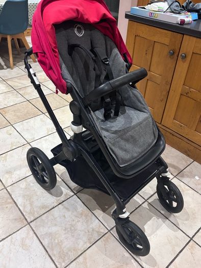 Bugaboo Fox 2 Pushchair  Excellent Condition | Full Set (Bassinet + Seat)