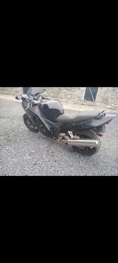 cbr 1100 black burd x2 breakung only