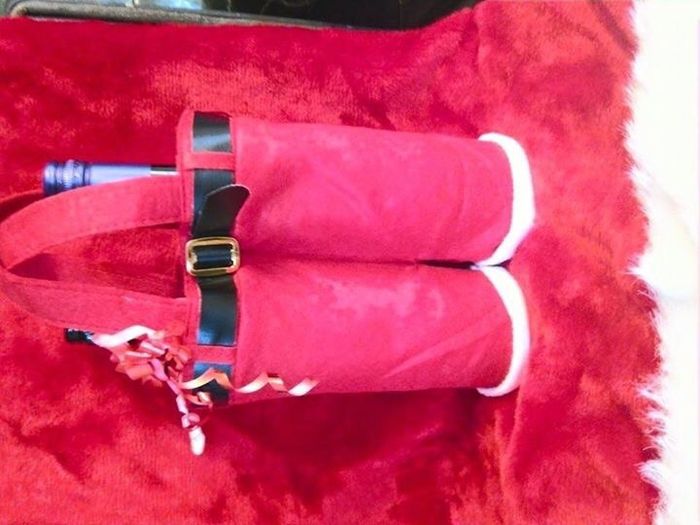 Santa pants wine bag