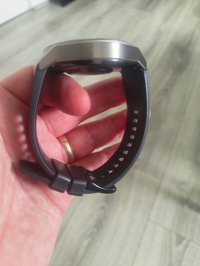 Huawei GT 3 Pro 46mm titanium Smart watch