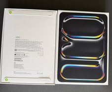 ipad Pro 11-inch 256GB (M5 IRISH STOCK) Brand New Sealed 1 year Apple warranty RECEIPT