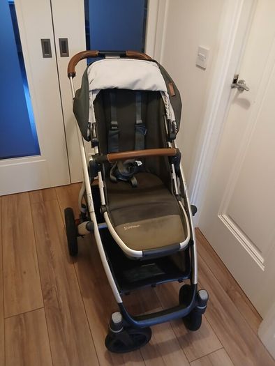 UPPAbaby Vista V2 Hazel Full Travel System + Cybex Cloud Z & Extras! (Split or bundle)