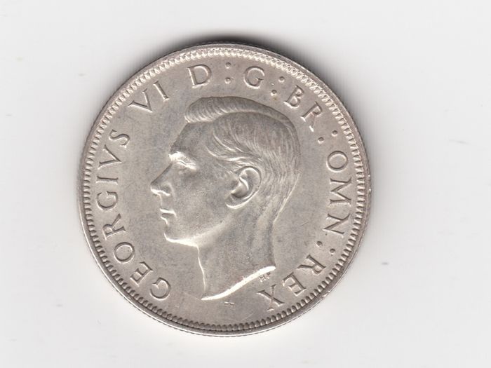 1946. Half Crown, 2/6, 50% Silver Coin ( no.430)
